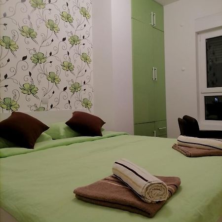 Apartman Ana Nis Exterior photo