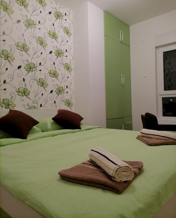 Apartman Ana Nis Exterior photo